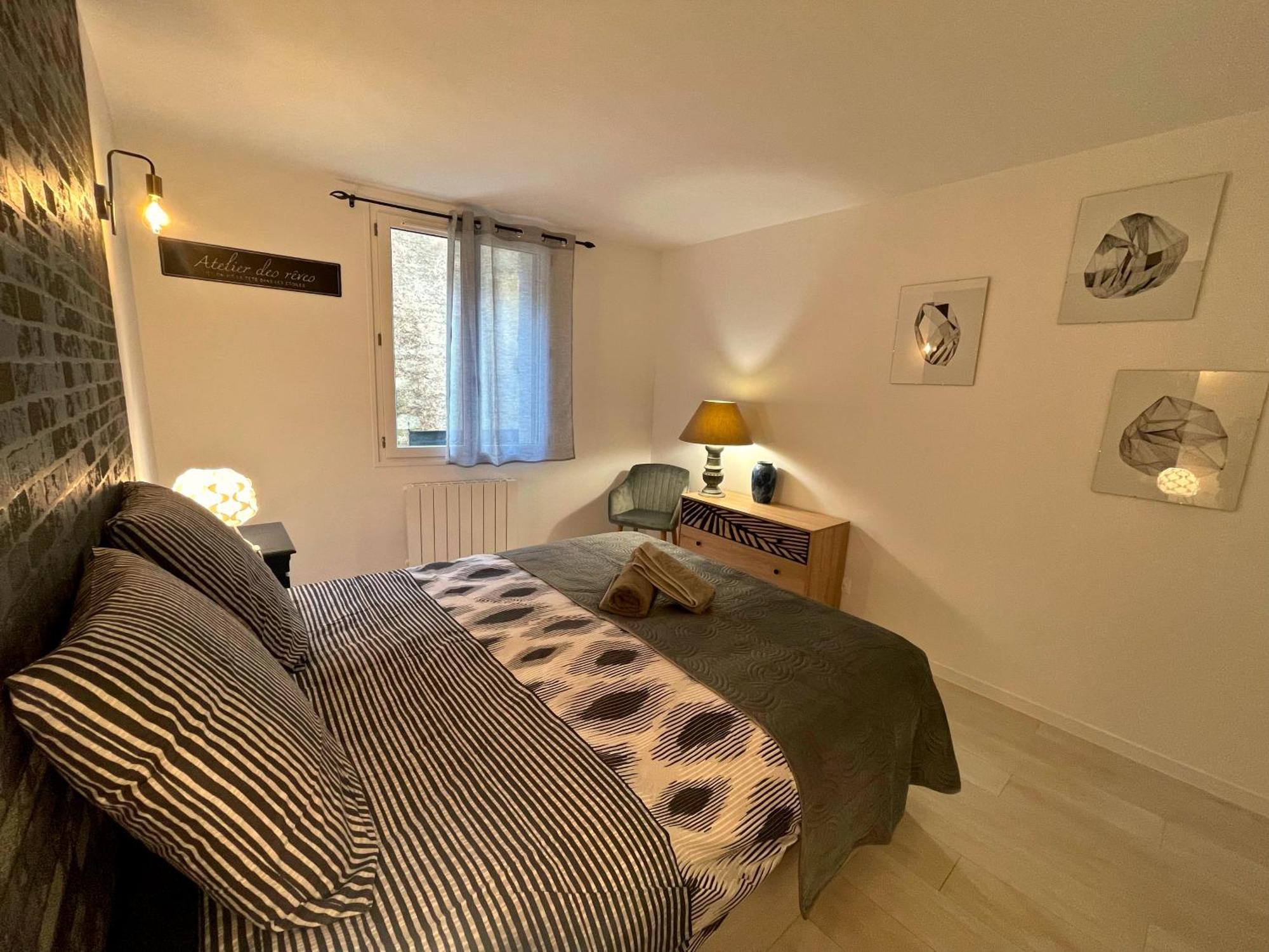 Apartment La Riche Histoire De