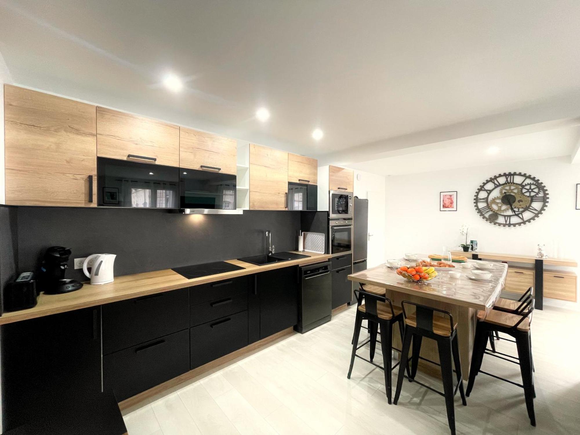 Appartement La Riche Histoire De Pézenas