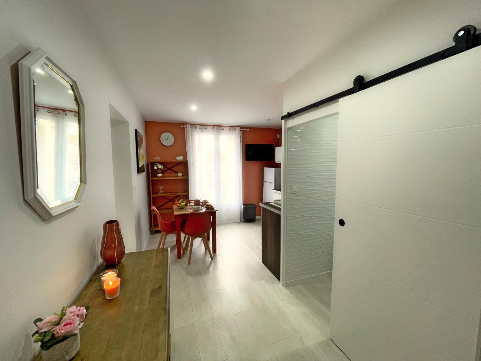 Appartement La Riche Histoire De *