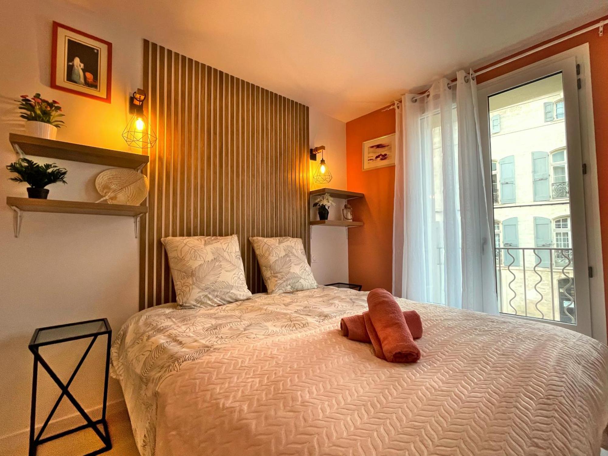 Apartment La Riche Histoire De Pezenas
