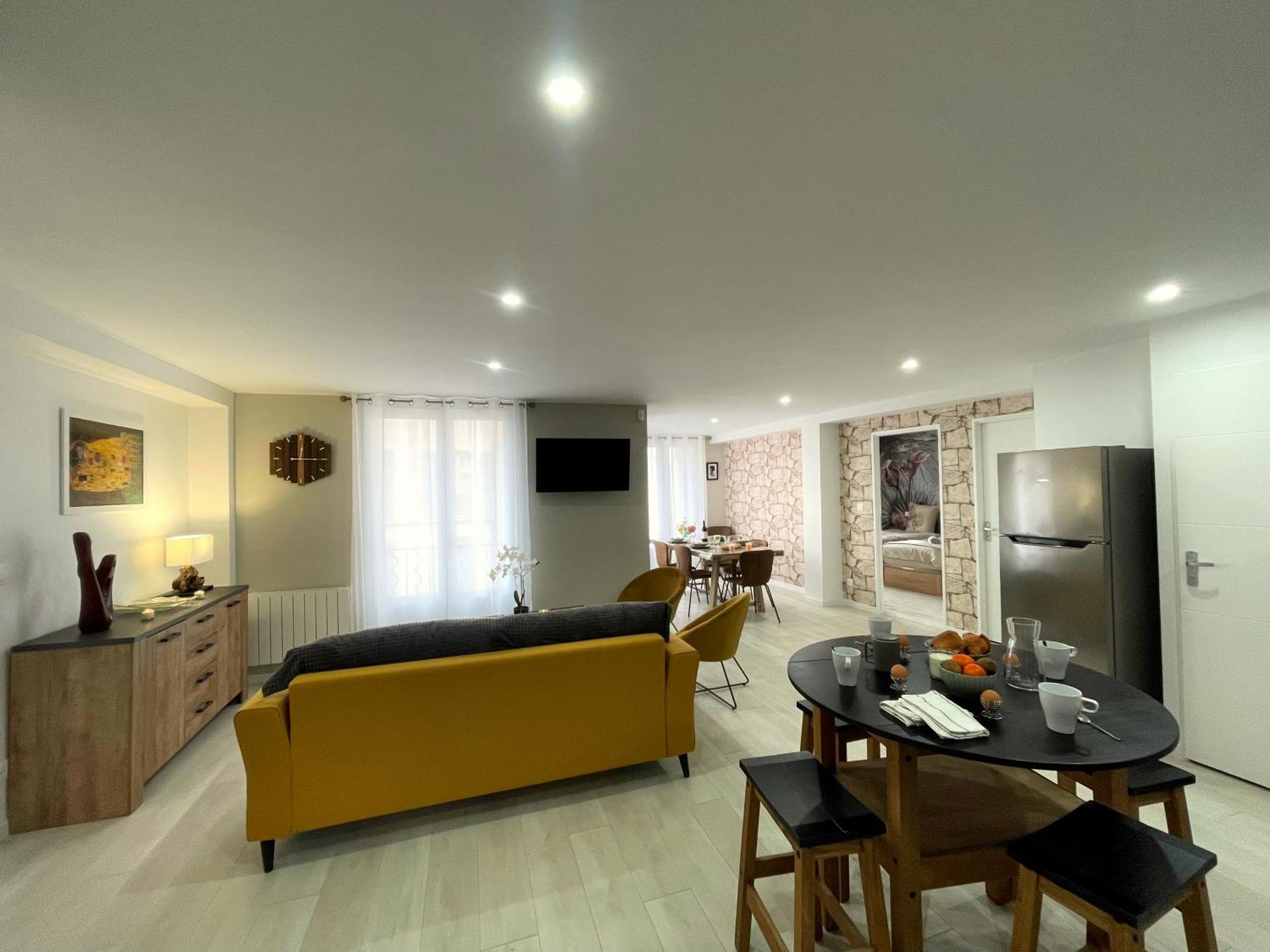 Apartment La Riche Histoire De Pezenas